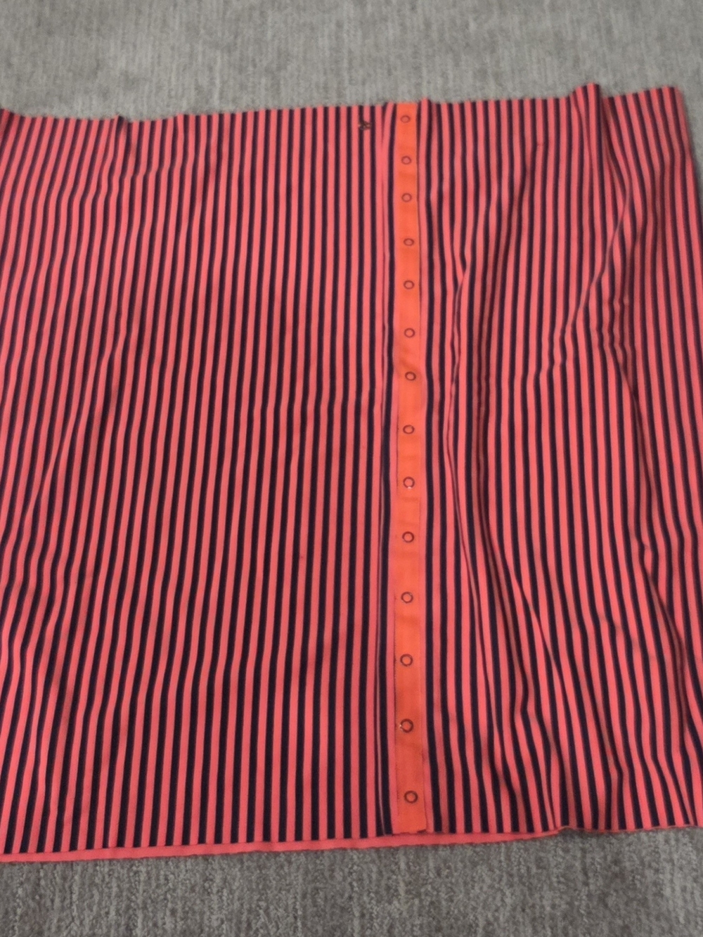 lululemon Vinyasa Infinity  Striped Snap-Front Wrap